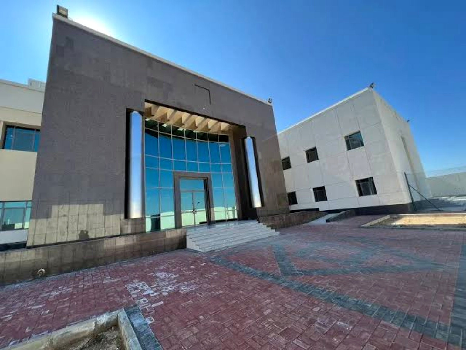 Entrance to a KAP-1 security centre building